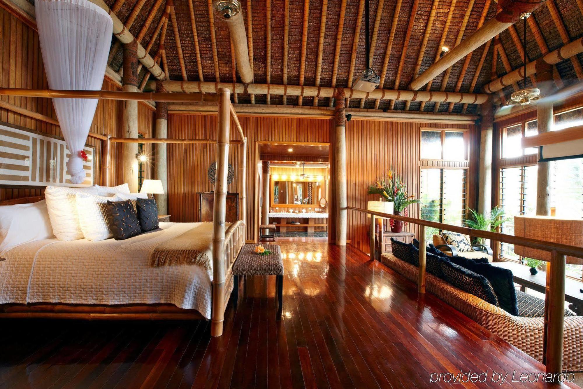 นามาเล รีสอร์ต แอนด์ สปา Hotel ซาวูซาวู ภายนอก รูปภาพ